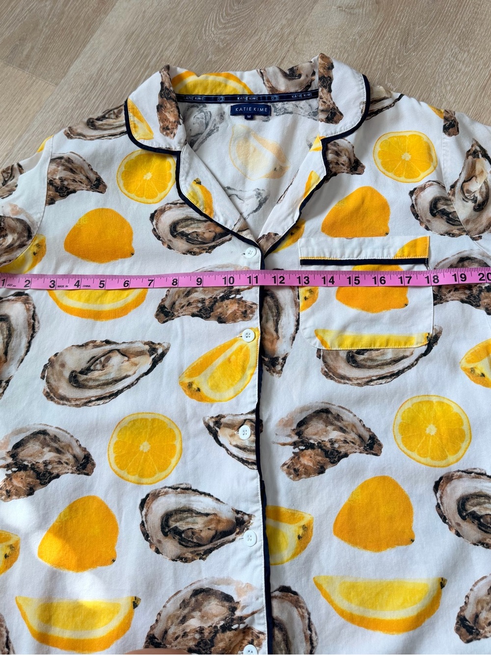 Katie Kime World Is Your Oyster Cotton Shorts Pajama Set Lemon Oyster Print M/S - Picture 6 of 13